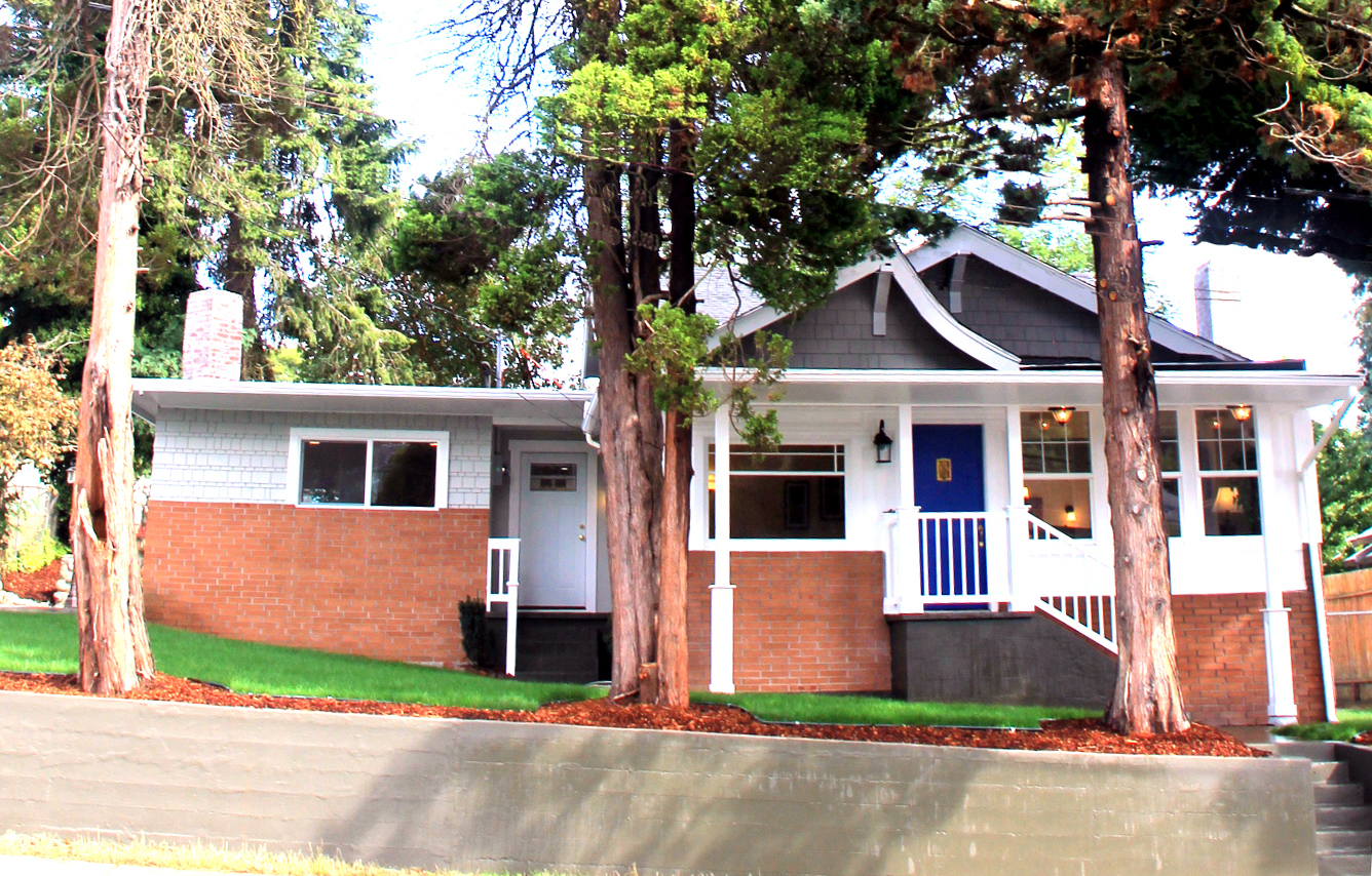 3 Bedroom, Restored Craftsman House for Sale in Bremerton near PSNS